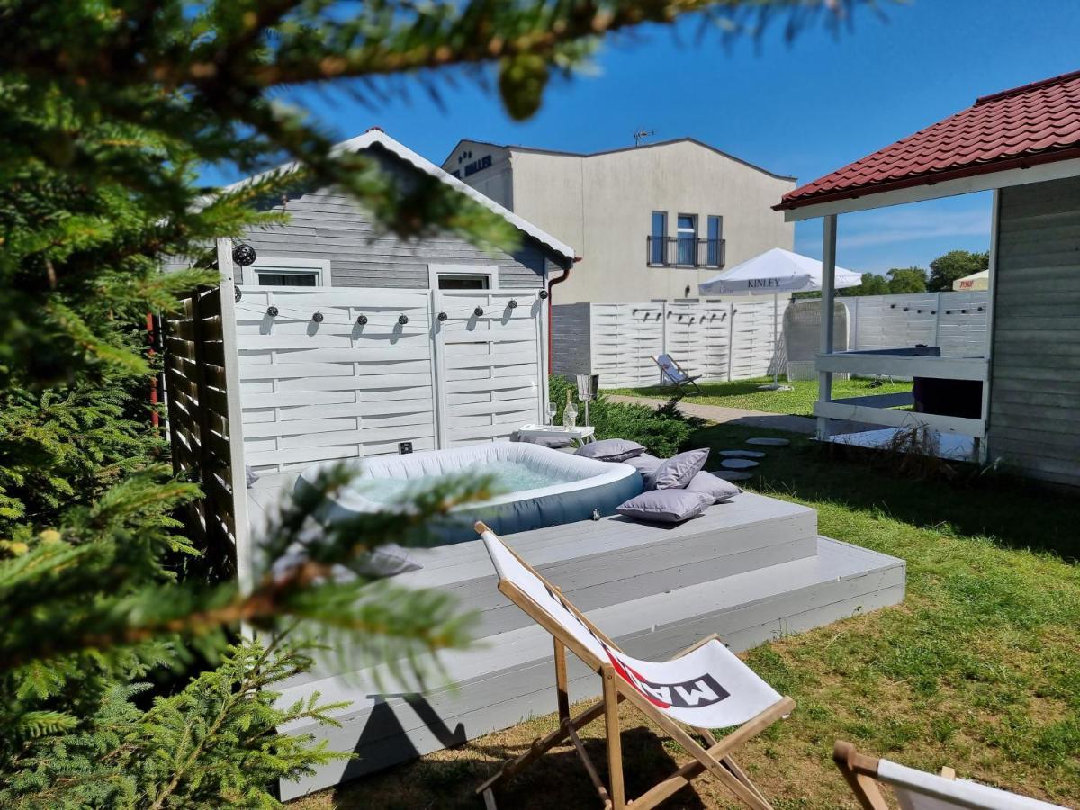 Domki z jacuzzi nad zatoką Puck Zewnętrze zdjęcie