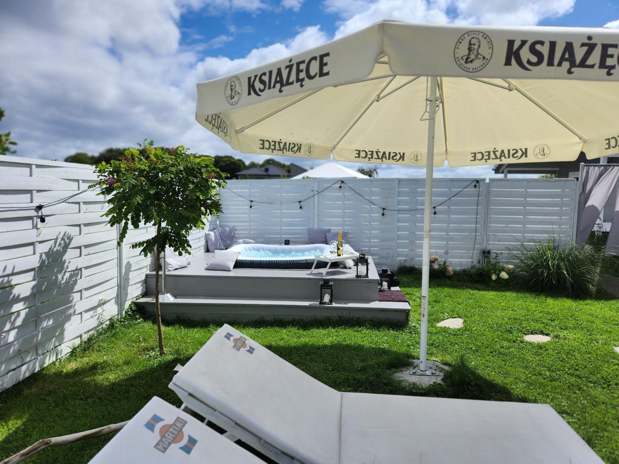Domki z jacuzzi nad zatoką Puck Zewnętrze zdjęcie